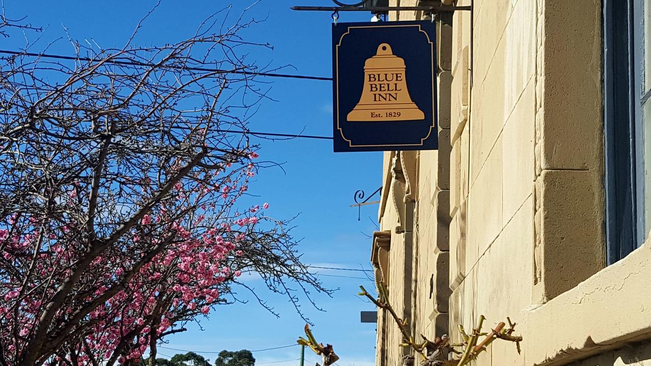 Blue Bell Inn Sorell Exteriör bild
